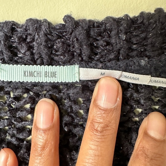 Kimchi Blue  Knit Pullover Size Medium - Picture 3 of 4